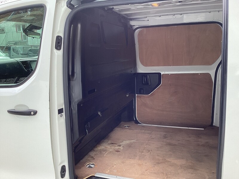 Used Peugeot Expert 2018 for sale - 75919579: Photo 31