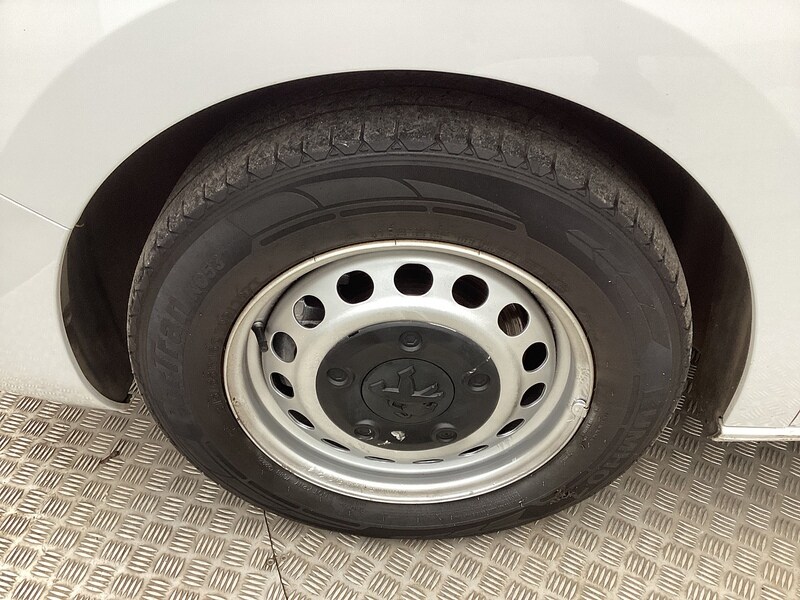 Used Peugeot Expert 2023 for sale - 76643036: Photo 41