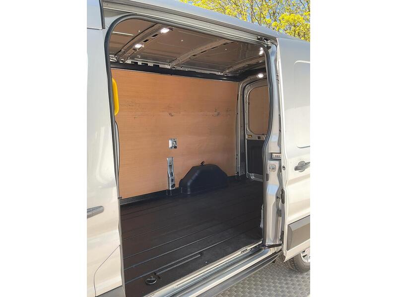 Used Ford Transit 2020 for sale - 77640108: Photo 28