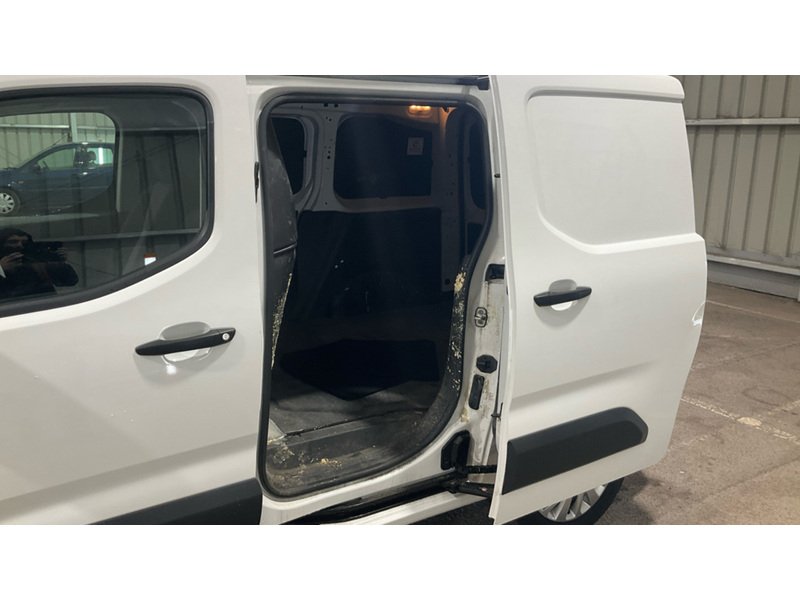 Used Peugeot Partner 2022 for sale - 76559490: Photo 12