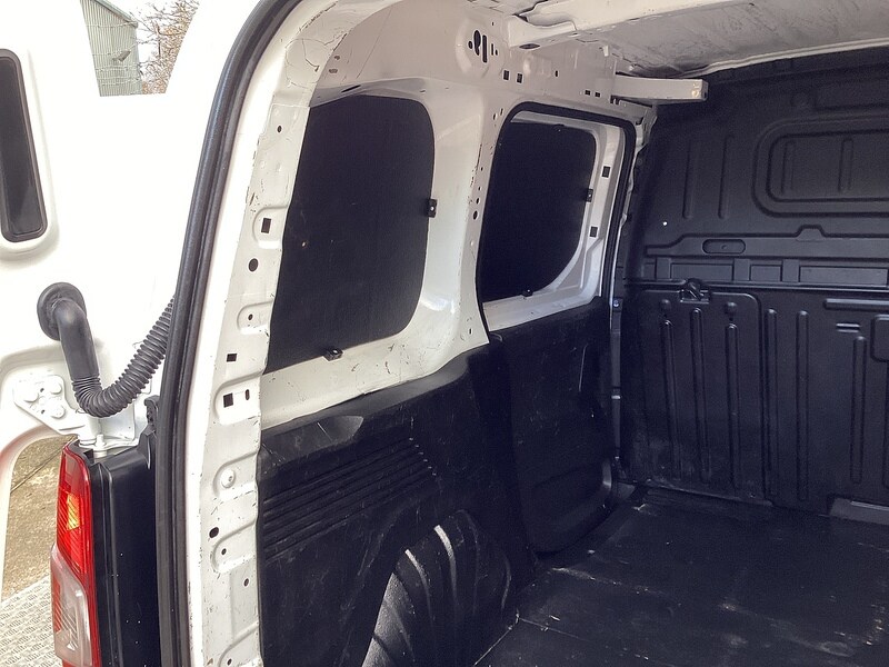 Used Peugeot Partner 2022 for sale - 76559490: Photo 33