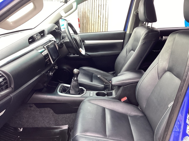 Used Toyota Hilux 2018 for sale - 77298313: Photo 20