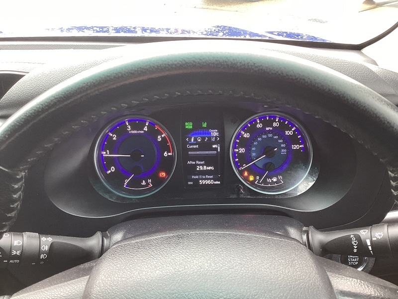 Used Toyota Hilux 2018 for sale - 77298313: Photo 28