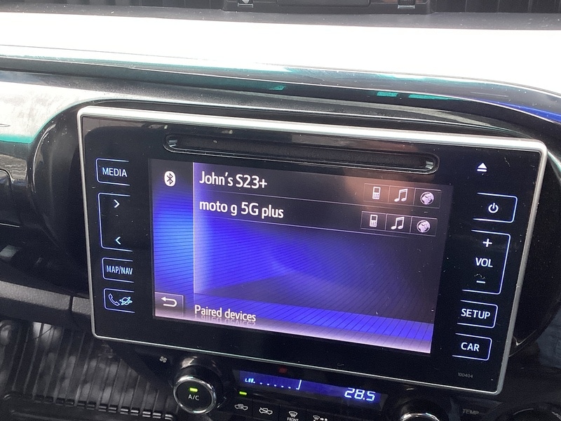 Used Toyota Hilux 2018 for sale - 77298313: Photo 40