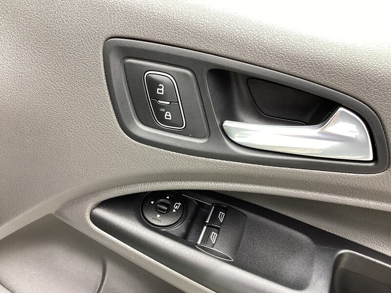 Used Ford Transit Connect 2021 for sale - 76193888: Photo 32