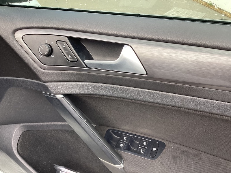 Used Volkswagen Golf for sale - 77260861: Photo 34