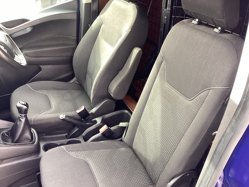 Used Ford Transit Courier 2018 for sale - 77591388: Photo 16