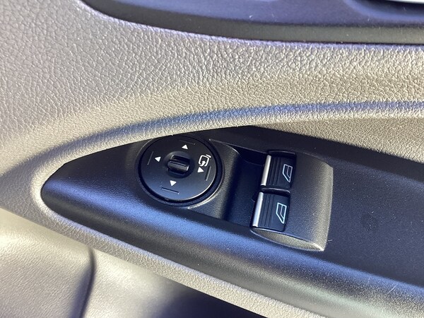 Used Ford Transit Connect 2023 for sale - 75556863: Photo 17