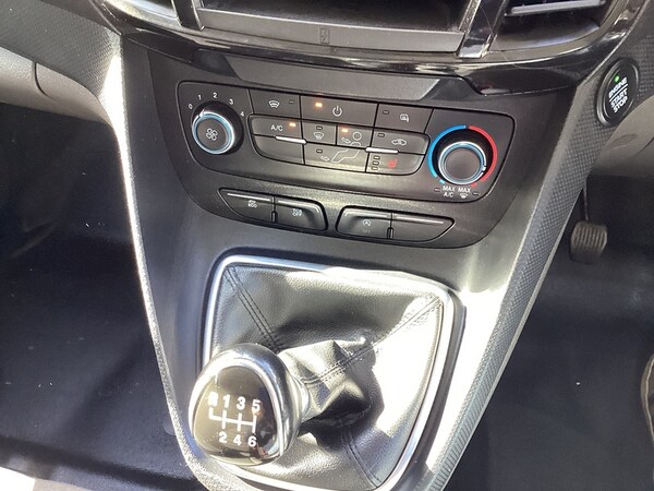 Used Ford Transit Connect 2023 for sale - 75556863: Photo 25