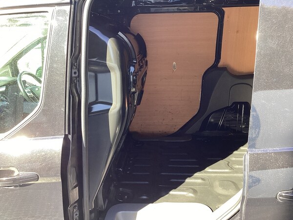 Used Ford Transit Connect 2023 for sale - 75556863: Photo 35