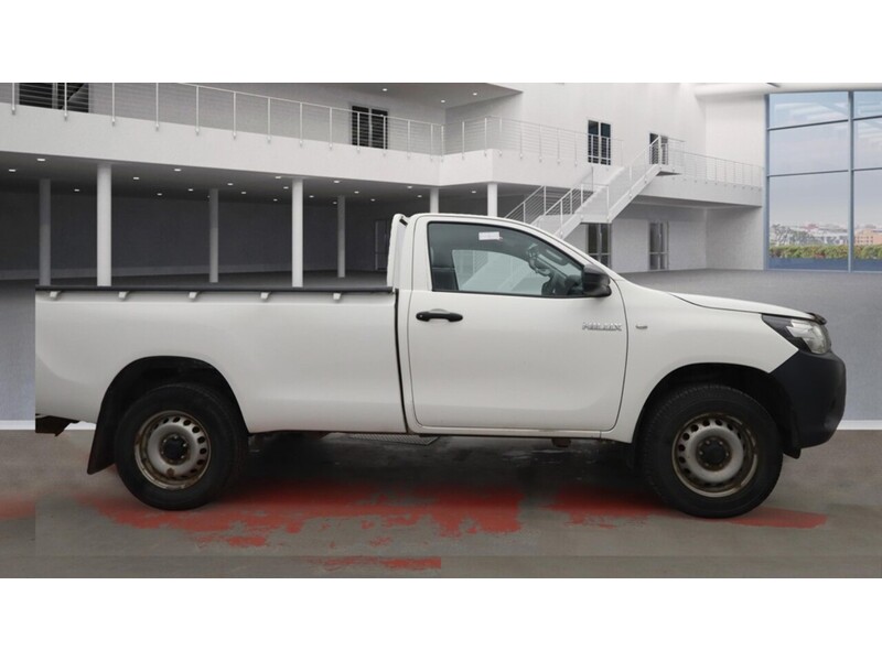 Used Toyota Hilux 2016 for sale - 76477951: Photo 10