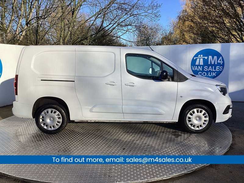 Used Vauxhall Combo 2023 for sale - 76798848: Photo 3