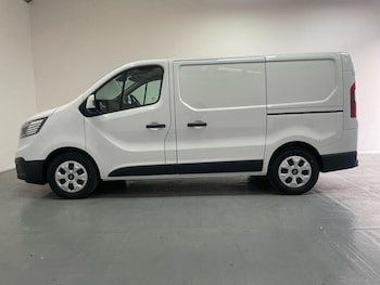 Used Renault Trafic E-Tech 2025 for sale - 79626948: Photo