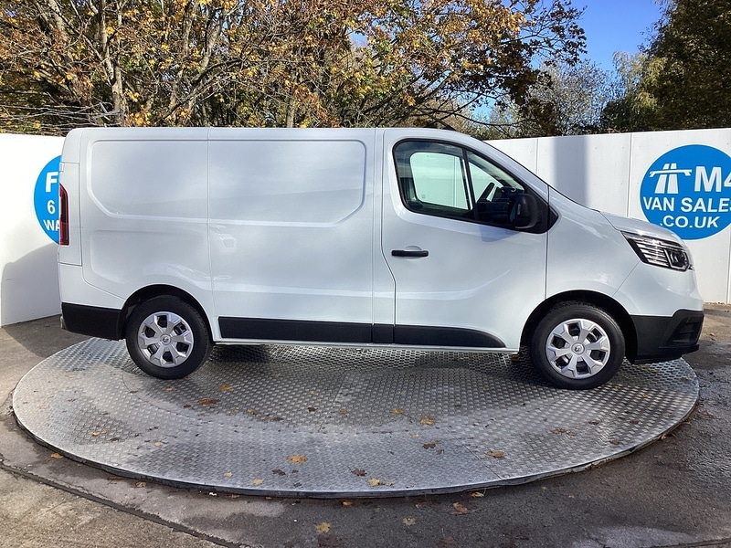 Used Renault Trafic 2022 for sale - 76320212: Photo 2
