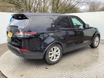 Used Land Rover Discovery 2020 for sale - 76946767: Photo