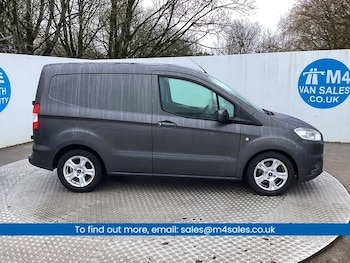 Used Ford Transit Courier 2023 for sale - 77208535: Photo