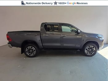 Used Toyota Hilux 2023 for sale - 79308494: Photo