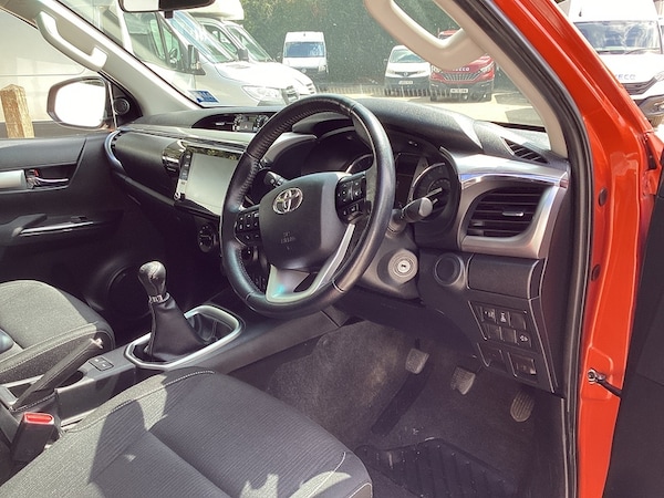 Used Toyota Hilux 2022 for sale - 75304415: Photo 27
