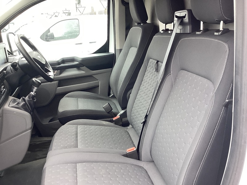 Used Ford Transit Custom 2024 for sale - 77452609: Photo 15