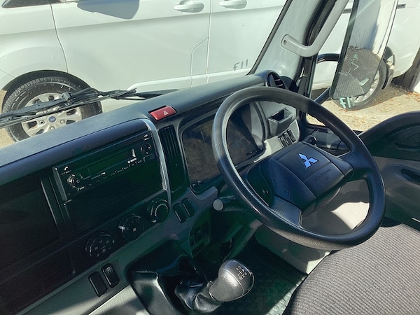 Used Mitsubishi Canter 2023 for sale - 76133019: Photo 12