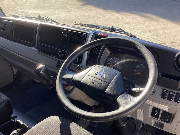 Used Mitsubishi Canter 2023 for sale - 76133019: Photo 16