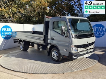 Used Mitsubishi Canter 2023 for sale - 76133019: Photo