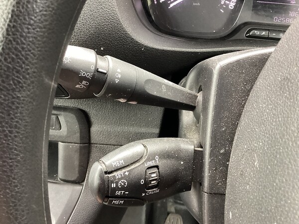 Used Peugeot Expert 2023 for sale - 75276194: Photo 27