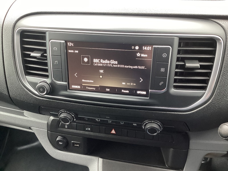 Used Vauxhall Vivaro 2022 for sale - 77208546: Photo 32