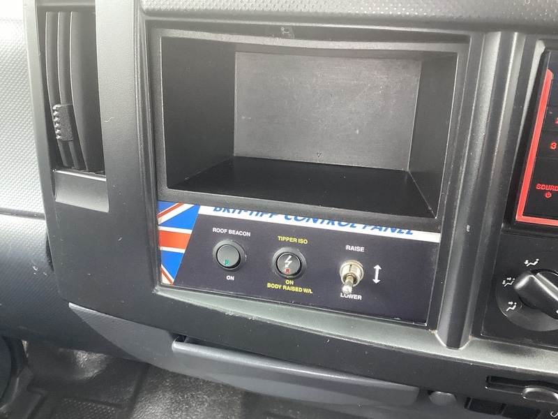 Used Isuzu Grafter 2023 for sale - 77640107: Photo 35