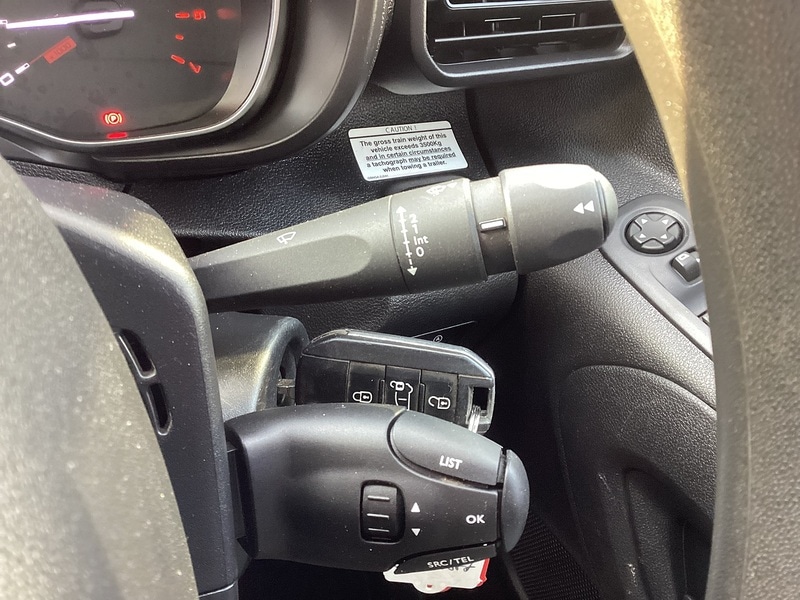 Vehicle 28