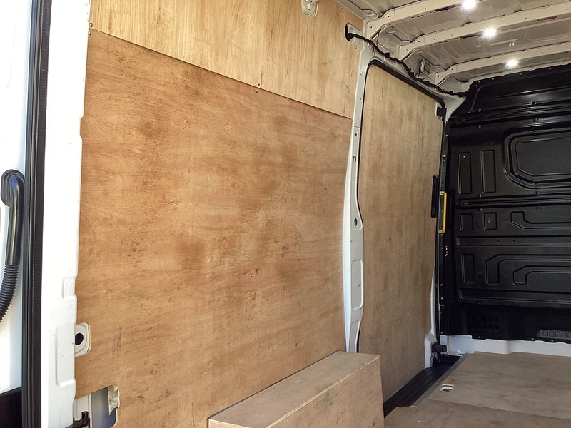 Used Volkswagen Crafter 2025 for sale - 76879368: Photo 40