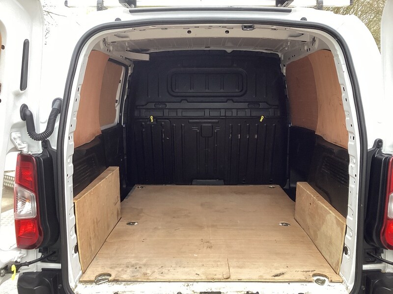 Used Peugeot Partner 2022 for sale - 77543619: Photo 39