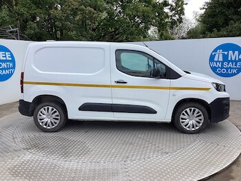 Used Peugeot Partner 2020 for sale - 75359950: Photo