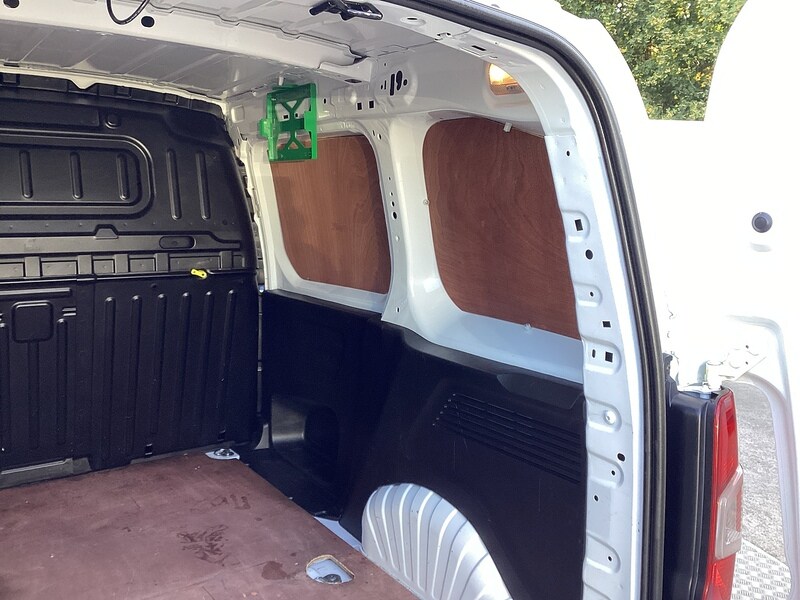 Used Peugeot Partner 2020 for sale - 75359950: Photo 35