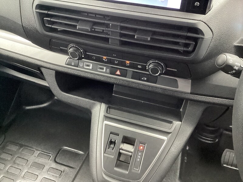 Used Citroen Dispatch 2025 for sale - 76958521: Photo 32