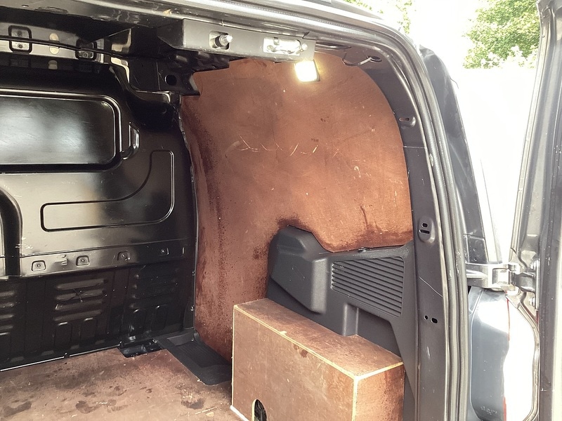 Used Ford Transit Courier 2016 for sale - 75208889: Photo 45