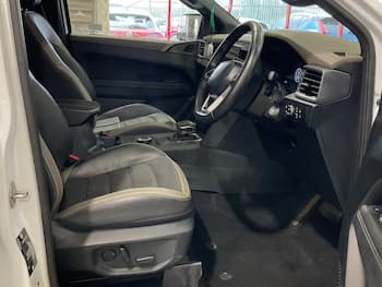 Used Volkswagen Amarok 2024 for sale - 79814158: Photo
