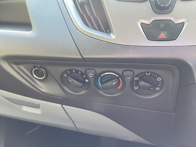 Used Ford Transit Custom 2013 for sale - 75823646: Photo 30