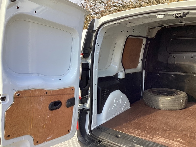 Used Renault Kangoo 2017 for sale - 76505581: Photo 31