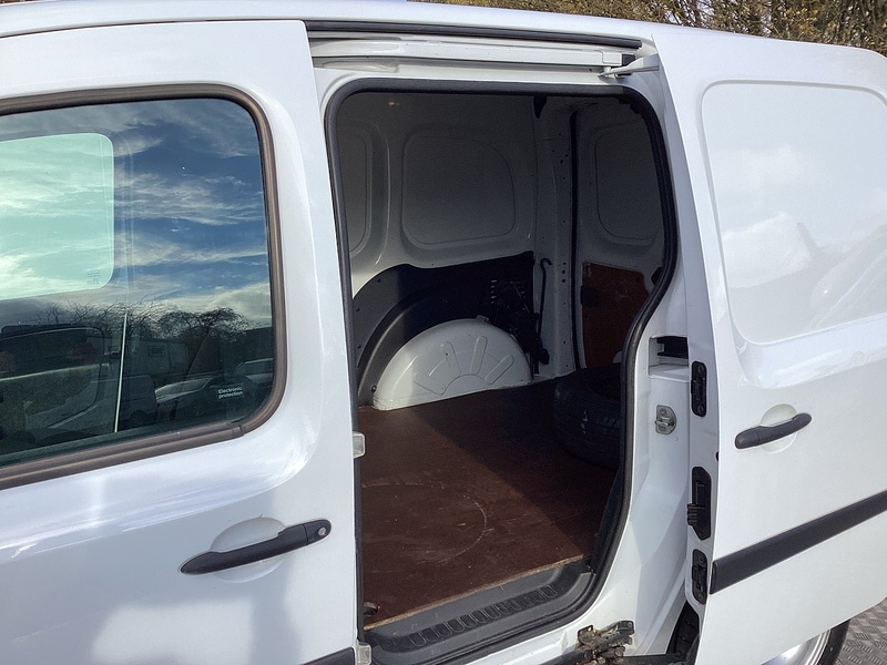 Used Renault Kangoo 2017 for sale - 76505581: Photo 38