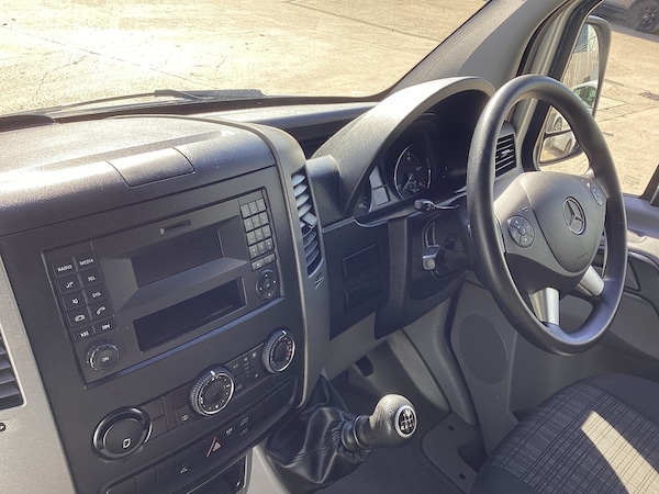 Used Mercedes-Benz Sprinter 2015 for sale - 75304417: Photo 11