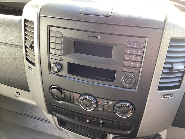 Used Mercedes-Benz Sprinter 2015 for sale - 75304417: Photo 21