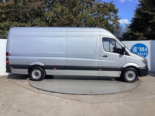Used Mercedes-Benz Sprinter 2015 for sale - 75304417: Photo 2