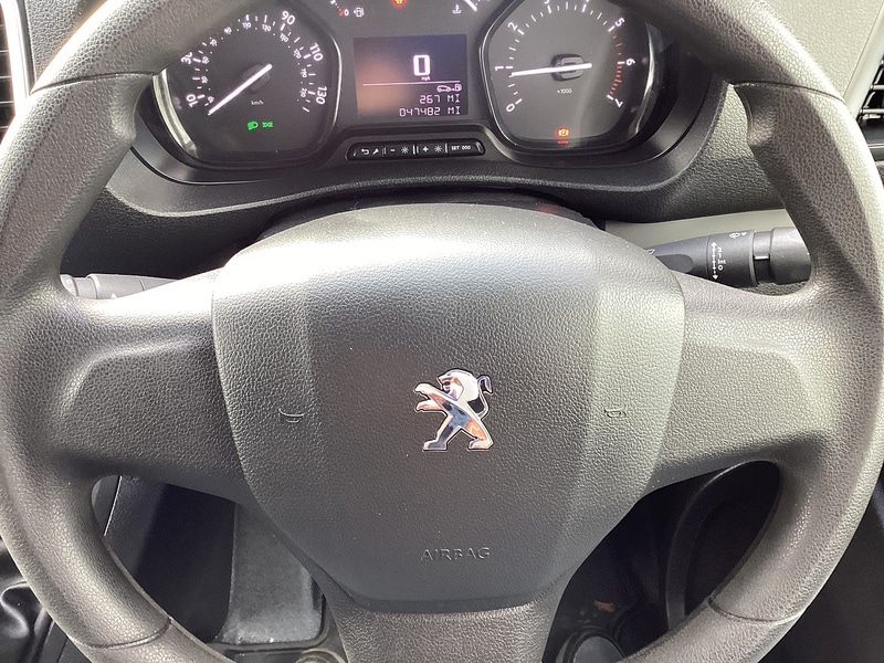 Used Peugeot Expert 2023 for sale - 77208532: Photo 25