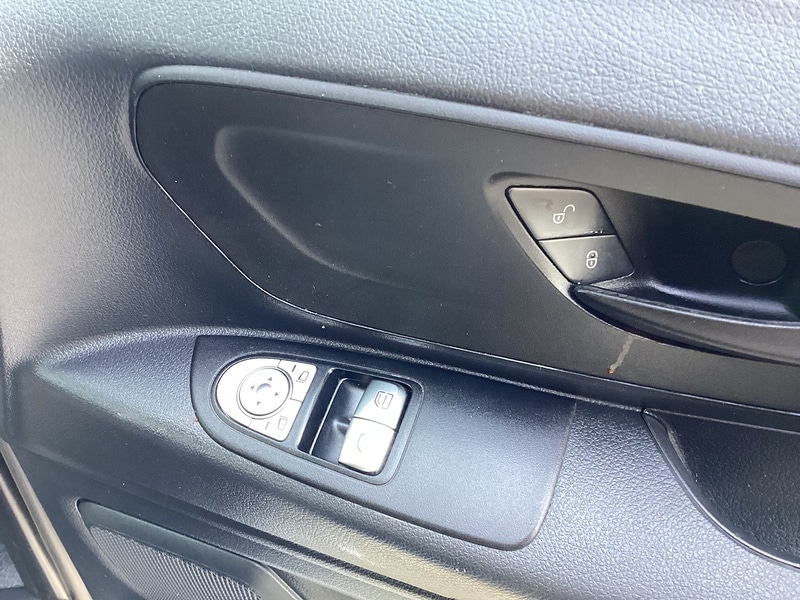 Used Mercedes-Benz Vito 2023 for sale - 76686748: Photo 33