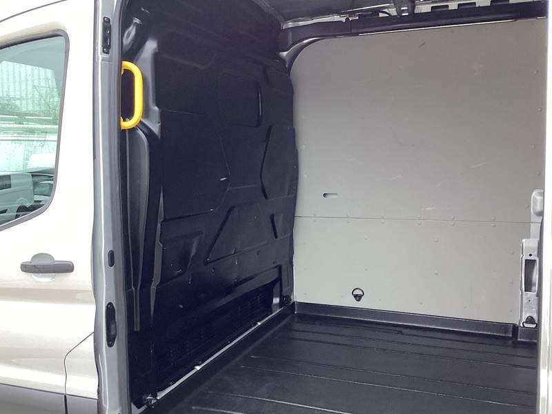 Used Ford Transit 2023 for sale - 77180698: Photo 33
