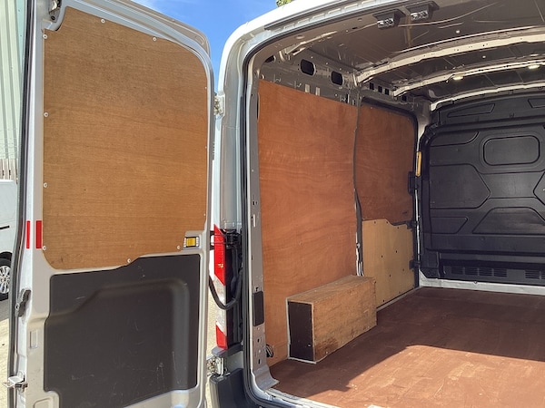 Used Ford Transit 2018 for sale - 74730459: Photo 44