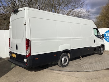 Used Iveco Daily 2023 for sale - 77640100: Photo