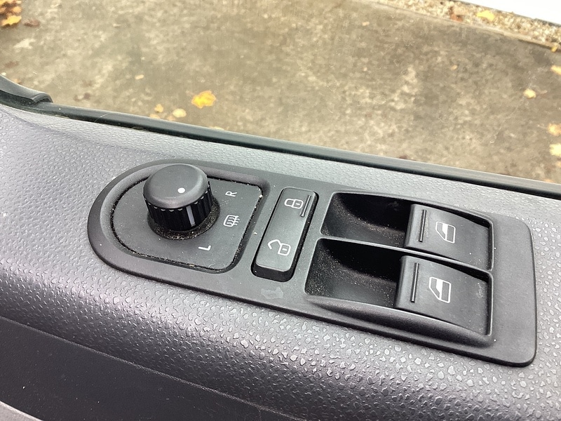 Used Volkswagen Transporter 2013 for sale - 76352985: Photo 24