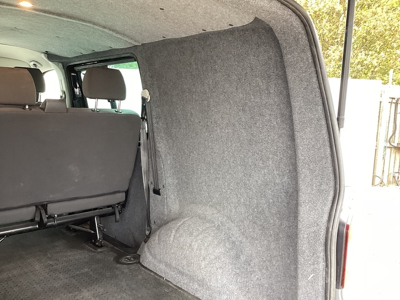 Used Volkswagen Transporter 2013 for sale - 76352985: Photo 37